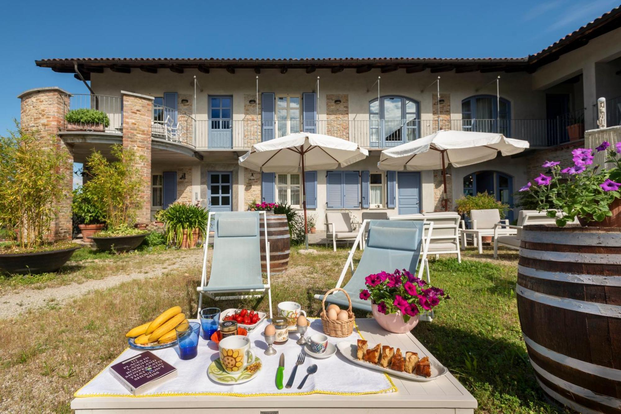 Cascina Giardini Guest House Alba  Exterior photo